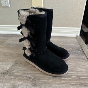 Koolaburra by Ugg Victoria Tall Black Winter Boots 6